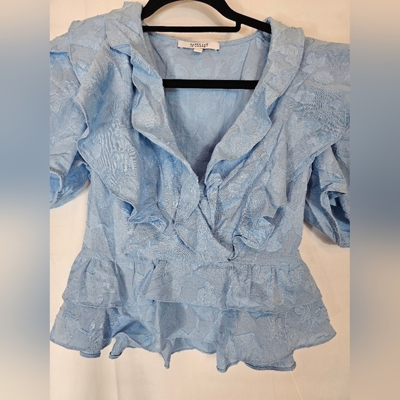 DEREK Lam 10 Crosby sky blue peplum in size 4 raised floral print ruffles V-neck - Picture 3 of 5